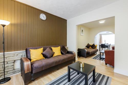 Barking Apartment | Alphalite Homes