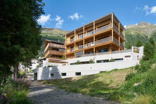 Pontresina Apartment | Alpine Lodge Chesa a la Punt