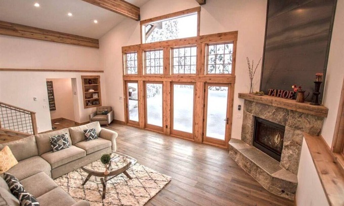 Alpine Meadows House | Alpine Mountain Home with Views