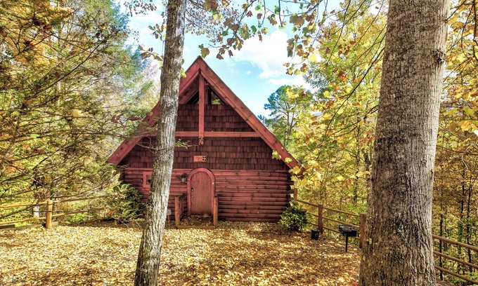 Sevierville Cabin | Alpine Rose Private Cabin With Hot Tub & Fireplace