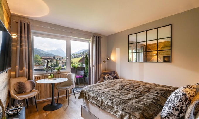 Kirchberg in Tirol Apartment | Alpine's Nest studio apartment with mountain view