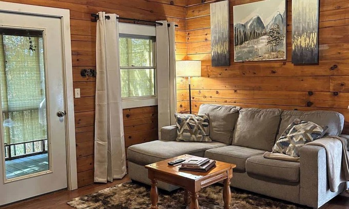 Helen Cabin | Alpine Serenity-Romantic-Hot Tub- Cabin w/View