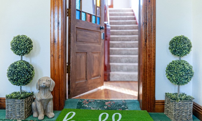 Grand Junction House | Alpine Suite on Main Street Downtown Grand Junction