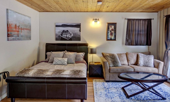 Swansea Point House | Alpine Village Resort