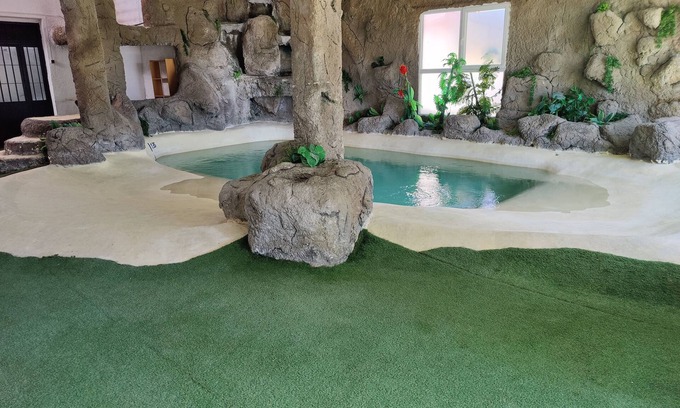 Lillo Villa | Alquiler Casa/chalet en el Campo con Piscina Climatizada y spa Para 12 Personas