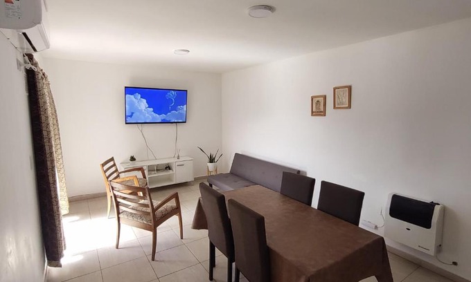 Villa Nueva Apartment | Alquiler temporario en Mendoza para 4 personas a la vuelta del Mendoza Plaza Shopping