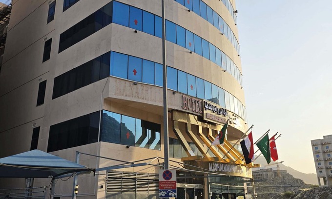 Al Aziziyah Hotel | alroh alhora hotel