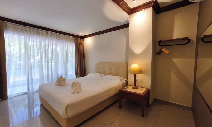 Kemaman Hotel | Alsafina Forest Stay