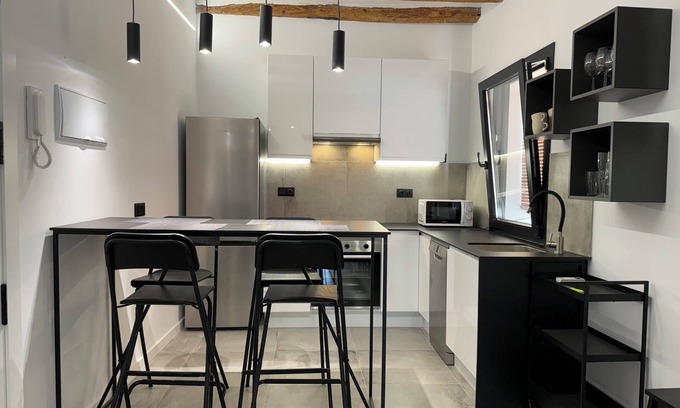 Puigpelat Apartment | Alt Camp by Unik Tarragona