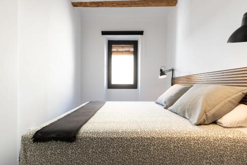 Puigpelat Apartment | Alt Camp by Unik Vacation