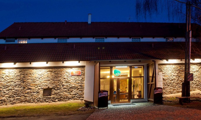 Hajek u Uhrinevsi House | Alt Pension