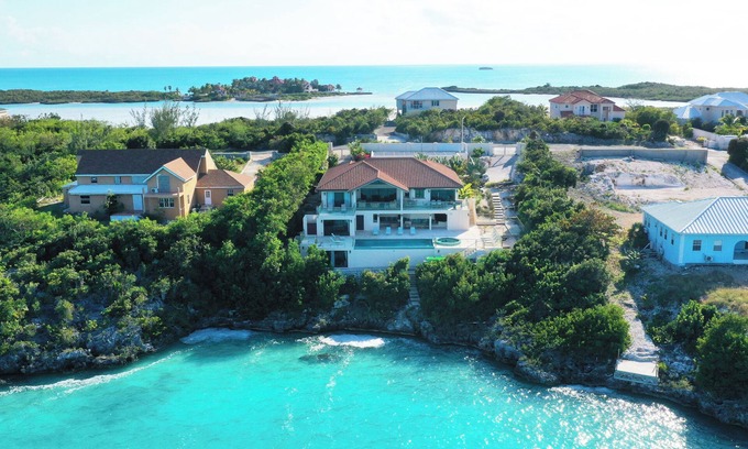 Ocean Point Villa | Alta Bella - Oceanfront Villa, Nordic Spa, Concierge