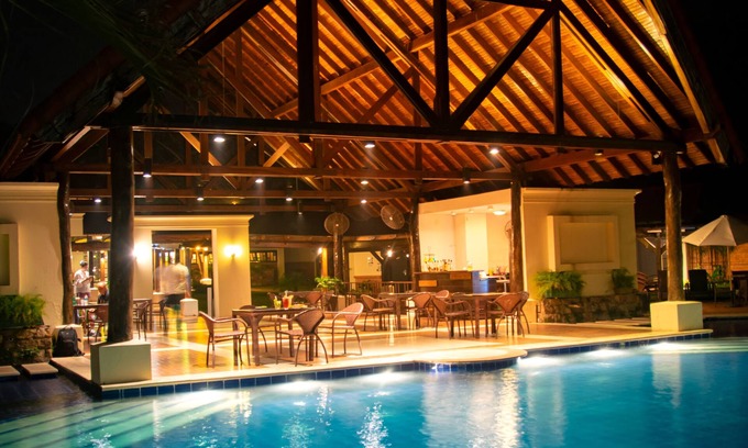 Caacupe Hotel | Alta Gracia Parque Hotel