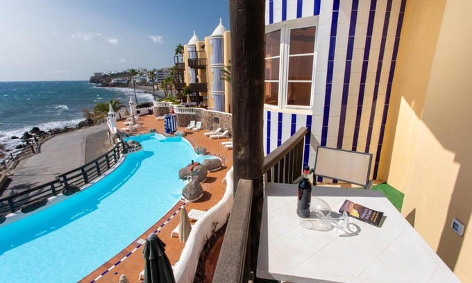 Bahia Feliz Apartment | Altamar 44 balcony&pool By CanariasGetaway