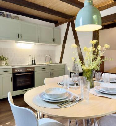 Oberdorla Apartment | Alte Dorfschmiede - idyllische Ferienwohnung in Meschede-Calle