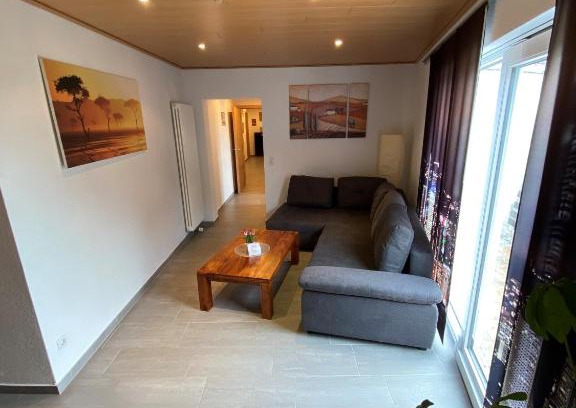 Straßenhaus Apartment | Alte Tankstelle