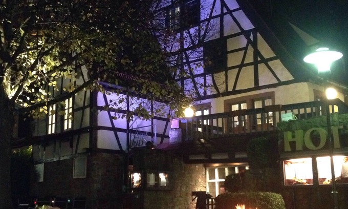 Eberbach Hotel | Altes Badhaus