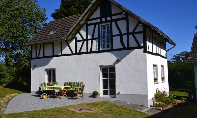 Ersfeld House | Altes Bienenhaus - Ferienwohnung im Westerwald