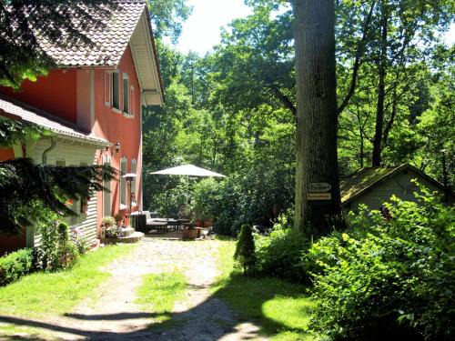 Garzau Apartment | Altes Forsthaus Garzau