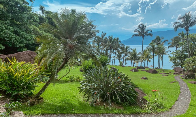 Ilhabela House | "aluguel em Ilhabela: Homesunset- Pier Privativo,experiência, Única à Beira-mar"