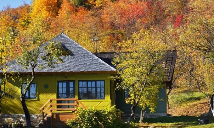 Colti House | Alunis Retreat