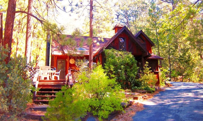 Fern Valley Cottage | Always Inn Idyllwild Vacation Cottages