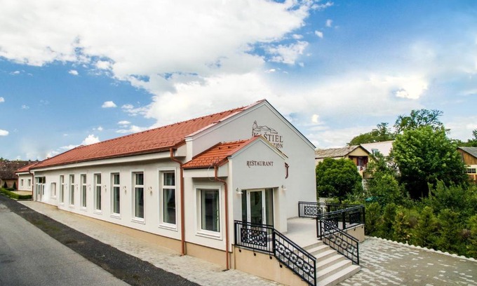Rimavska Sobota House | AM Hotel Kaštieľ
