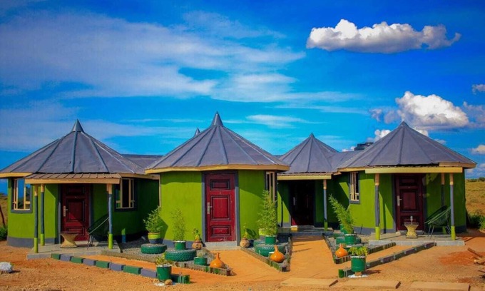 Amboseli House | Amanya Hut 3-Bedroom House Amboseli