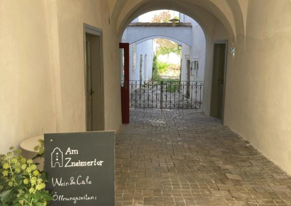 Retz House | Am Znaimertor