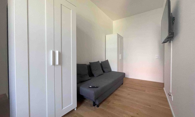 Amberg Apartment | (AM1014) Modern furnished apartment for fitters