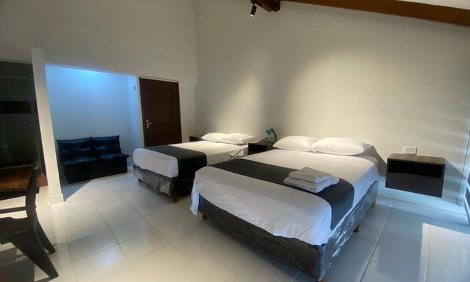 Santa Cruz Hotel | Amaca Hostel