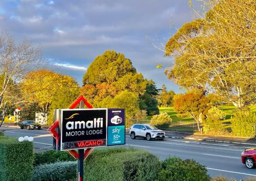 Christchurch Hotel | Amalfi Motor Lodge
