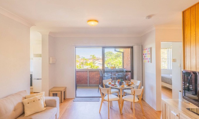 Port Stephens Council Apartment | Amanda Court 14, 1-5 Weatherly Close - 250 metres from Shoal Bay Beach