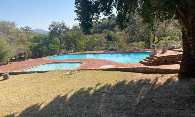 Buffelspoort Cabin | Amani Bush Escape