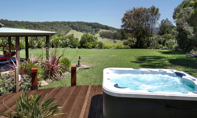 Far Meadow House | Amaroo House - Glorious Views