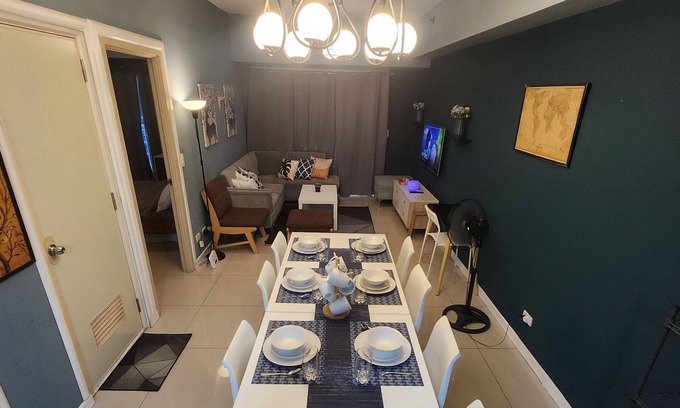 Salcedo Village Apartment | Amazing 2br Apt in Makati - 70sqm
