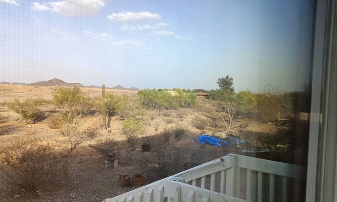 Surprise House | Amazing 3-bedroom mobile home with AC in Surprise