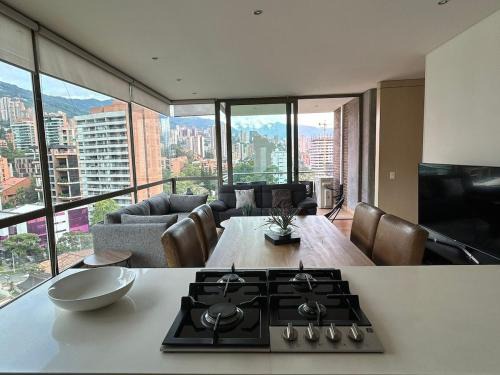 Lalinde Apartment | Amazing 3 bedroom near Provenza- El Poblado 701