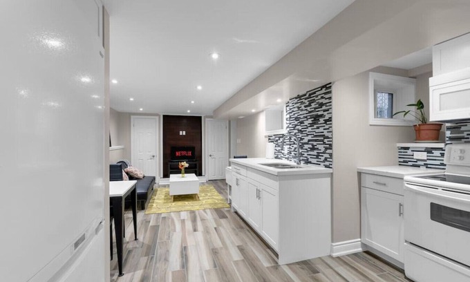 Riverdale House | Amazing 4BR - 10 Minutes to Downtown - Free Parking
