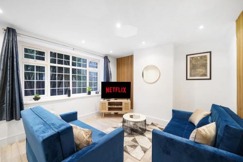 Wormholt and White City House | Amazing Abode in Shepherds Bush