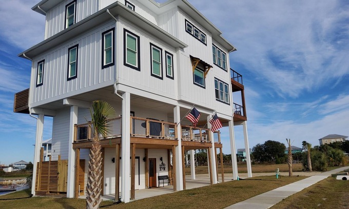 Crawfordville House | Amazing Angels Envy house, the beach is just steps away and the best water view