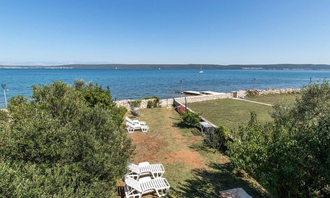 Dobropoljana Apartment | Amazing apartment in Dobropoljana