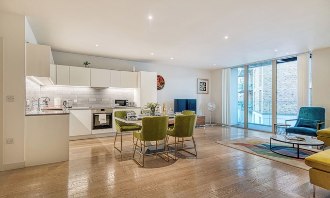 Docklands Apartment | Amazing Apartment near City Airport/ExCeL