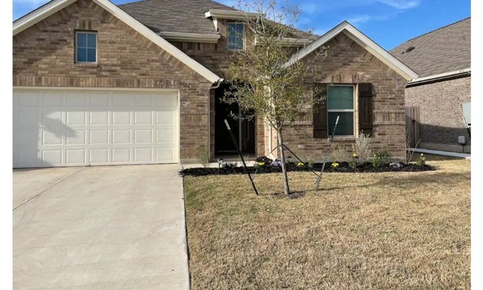 Buda House | Amazing Austin Abode- Weekend Get-Away