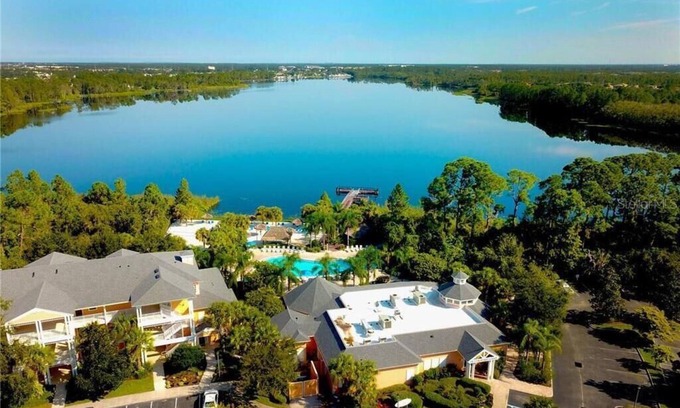 Hillcrest Estates Apartment | Amazing Bahama Bay Resort, 15 min from Disney