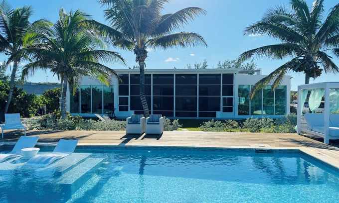 Jimmy Hill Villa | Amazing Beach Villa at Casa del Mar, Exuma Bahamas
