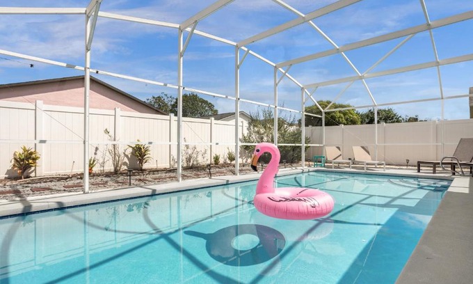 Montego Bay House | Amazing Blue Private Pool 4BR House Near Disney