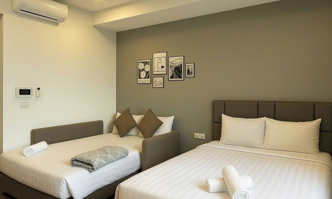 Bach Dang Riverside Apartment | Amazing CBD Rivergate Apartment & Pool