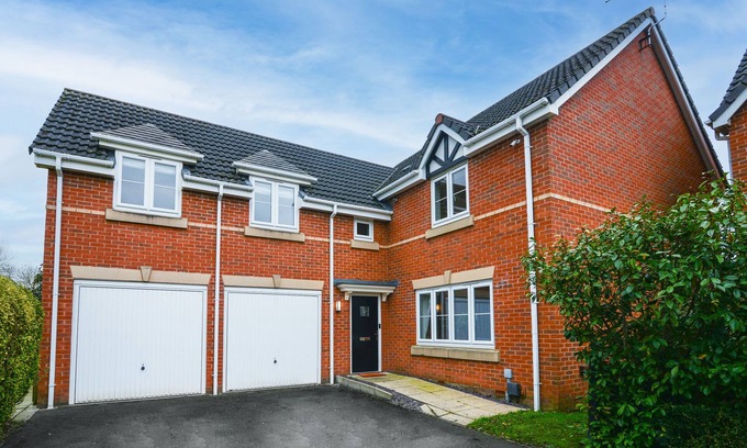 Derby House | Amazing City Centre Home