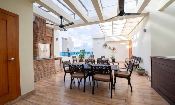Renacimiento Apartment | Amazing condo + hot tub!